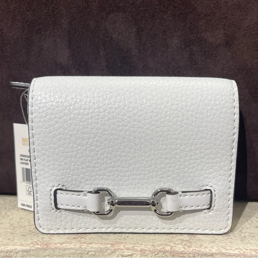 MICHAEL KORS Carson Small Pebbled Leather Wallet
Optic White 
NWT - Picture 5 of 16